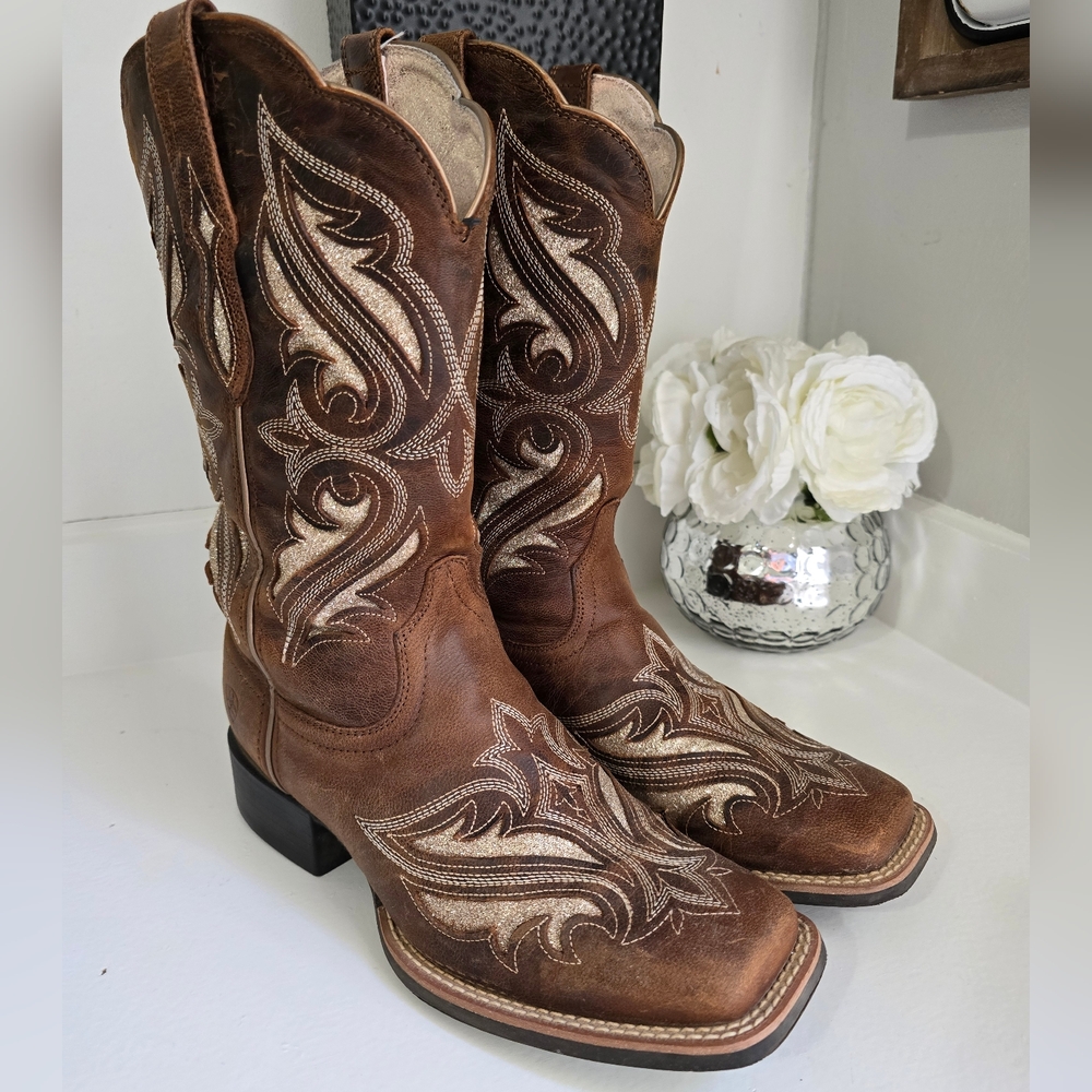 Ariat Women's Round Up Bliss Western leather Boots Boot size 9 Sassy Brown